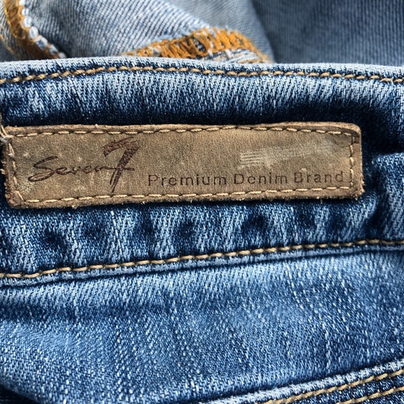 Seven7 premium denim 2 button closure flared low waisted jeans size 10 - Picture 6 of 8